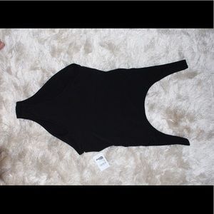 LOW SCOOP BACK BLACK BODY SUIT
